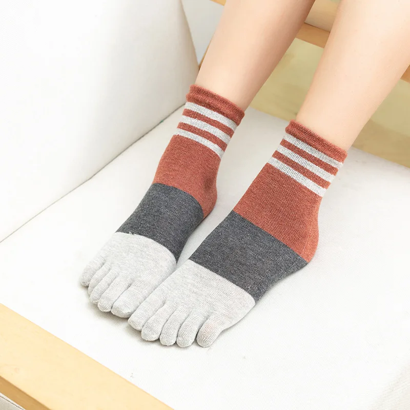 5 Pairs Retro Cotton Toe Socks Womens Short Five Finger Harajuku Socks Lady Girl Japanese Fashion Striped Casual Socks with Toes
