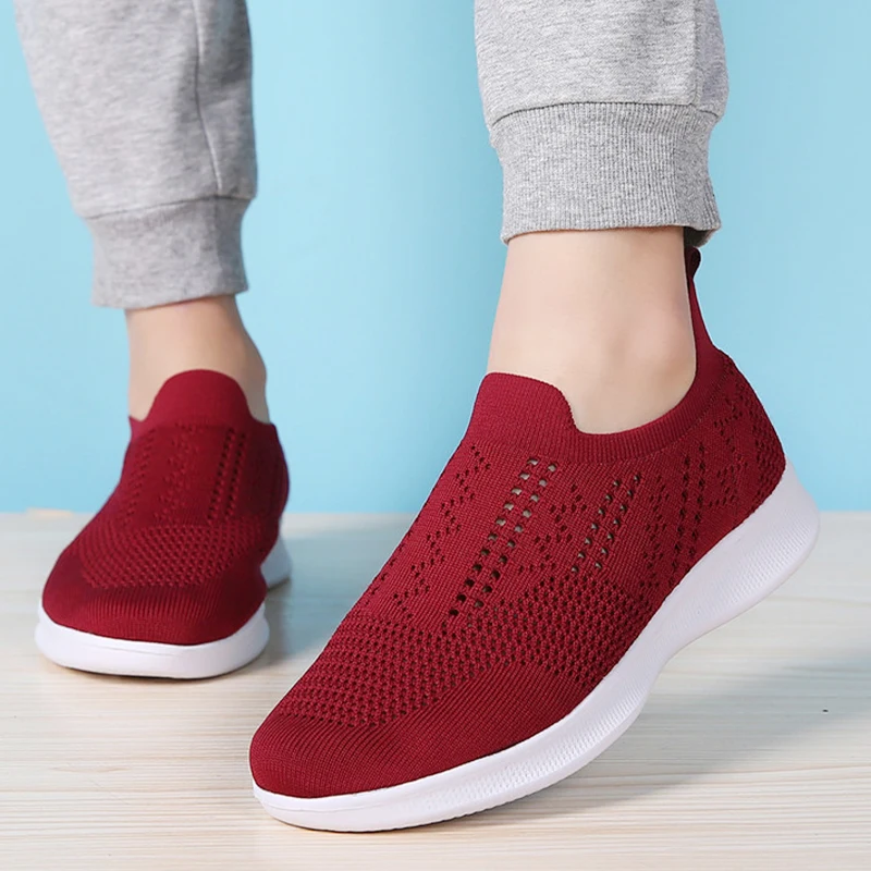 2023 Fashion Couple Vulcanized Shoes Lightweight Soft Women Casual Shoes Flexible Female Flats Breathable Men's Sneakers 35-45