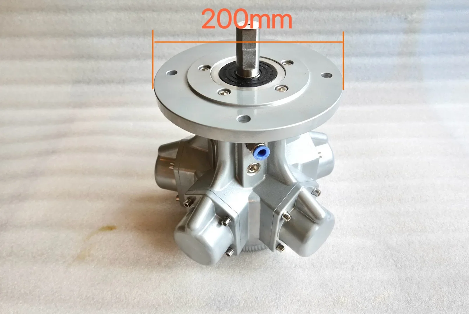 TMH-1.5-200 Эффективный алюминиевый фланцевый пневматический двигатель 200 мм 28 Нм 1 125