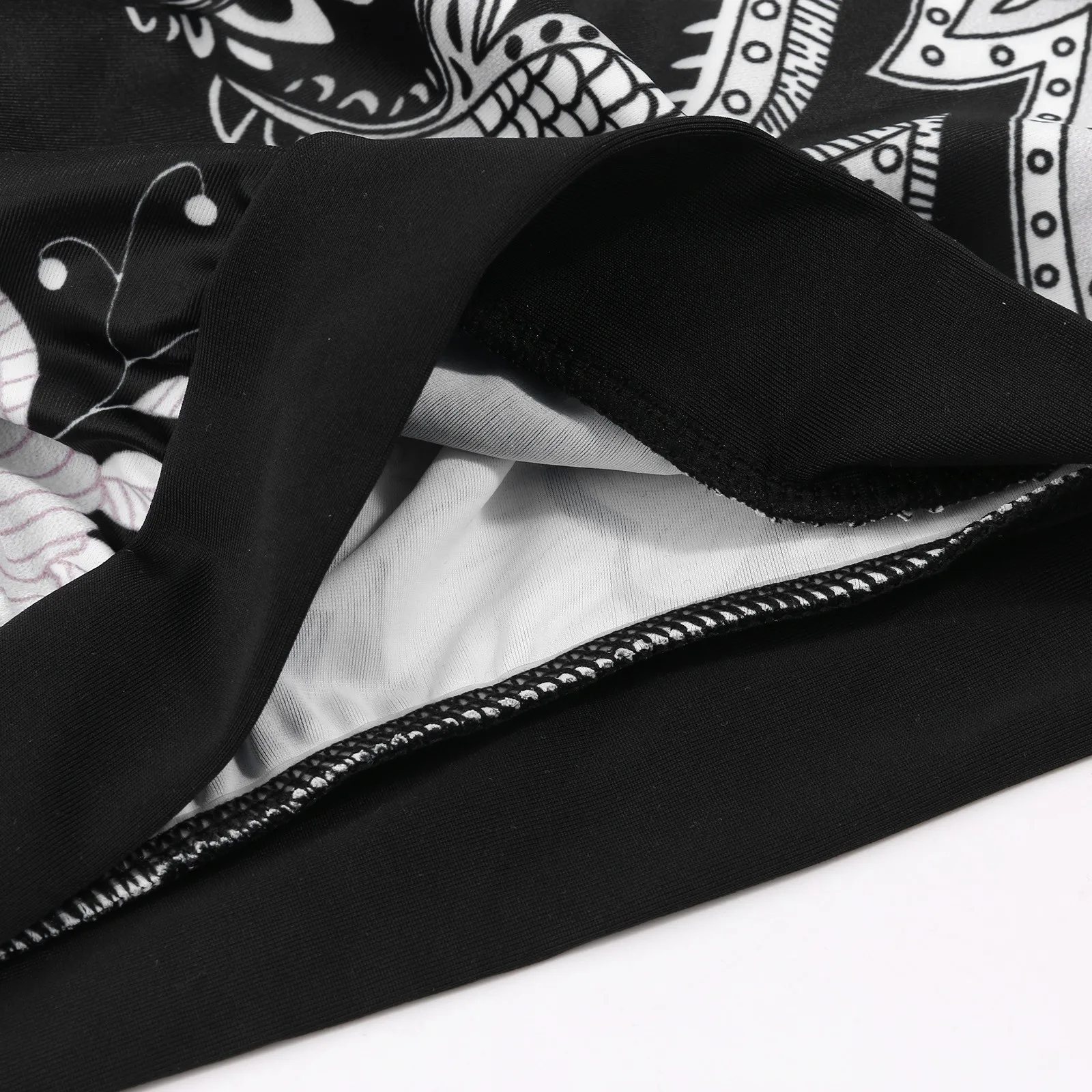 Рисунок 5 - Женский купальник из двух частей