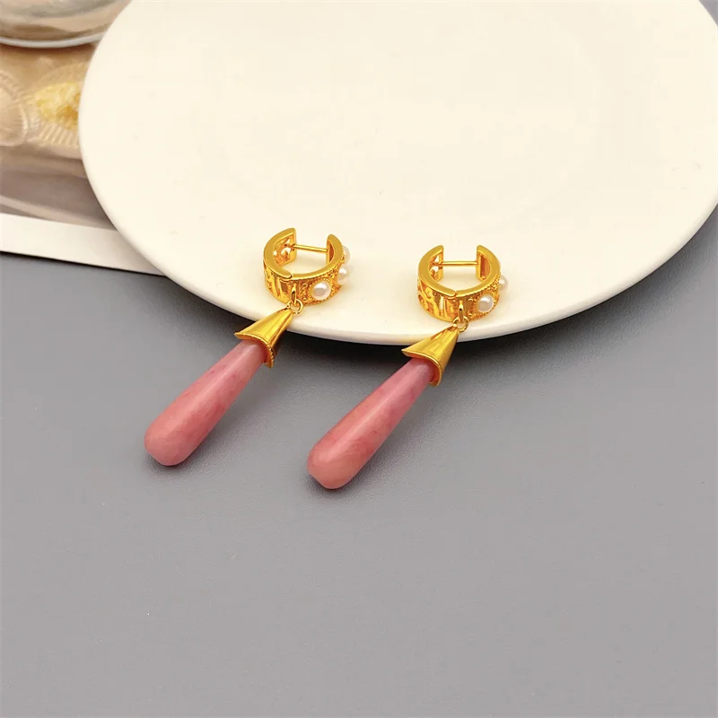 

French Retro Natural Powder Watermelon Stone Water Drop Pendant Pearl Earrings For Women Fashion Earrings Plating 18k Gold Jewel