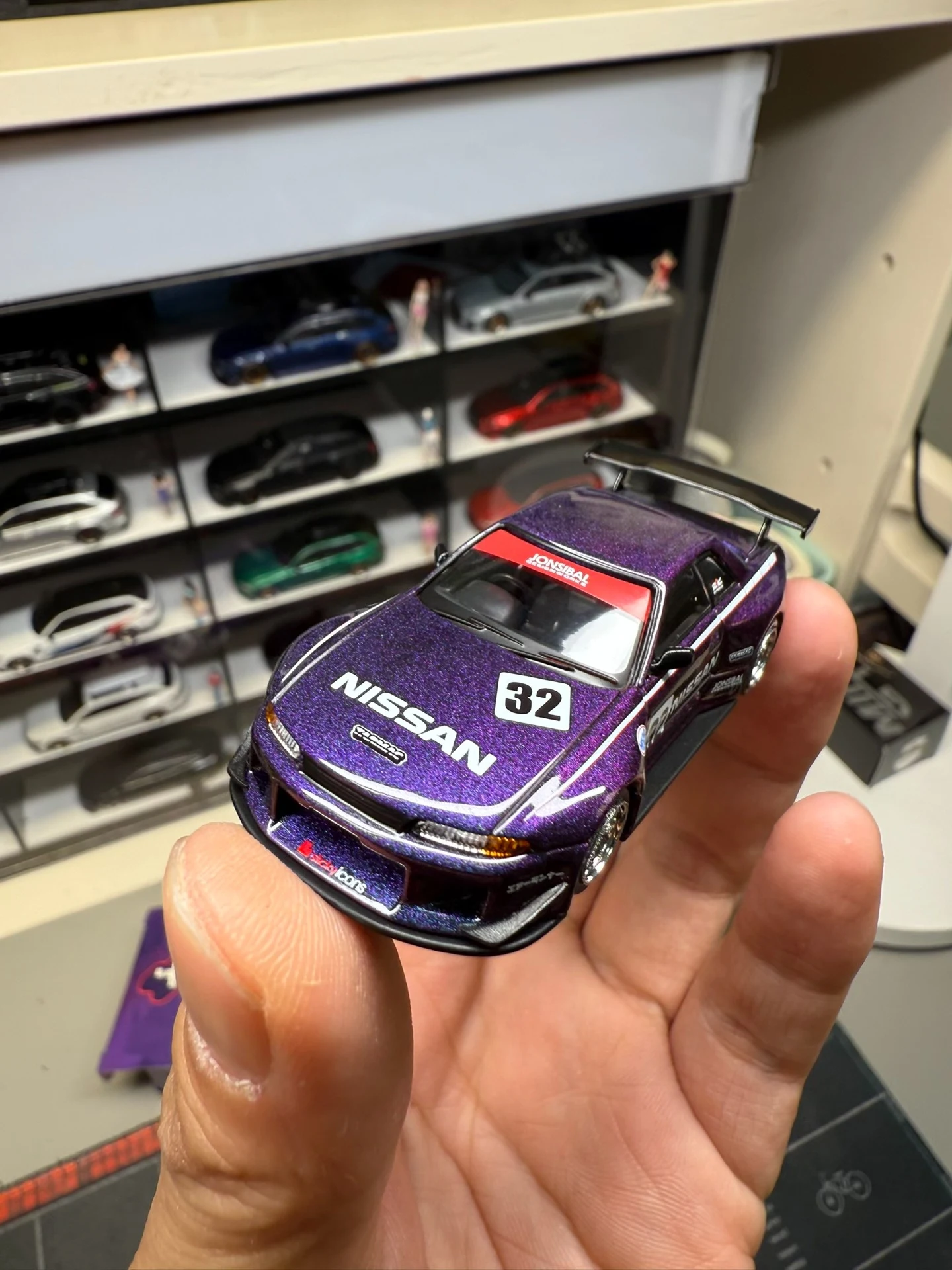 Фото Модель автомобиля JONSIBAL Skyline R32 Widebody из сплава, масштаб 1:64, Diecast Tarmac Works TW №1