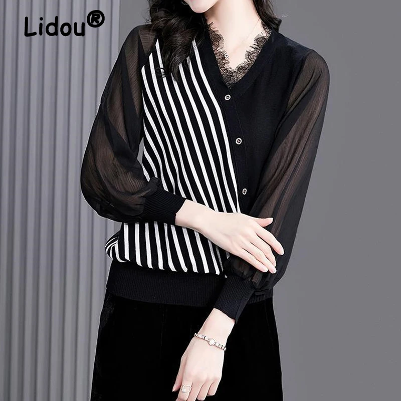 

Spring Autumn Fashion Office Lady Lantern Sleeve Pullovers Elegant Vintage Lace Blouse Knitting Striped Patchwork Button Shirts