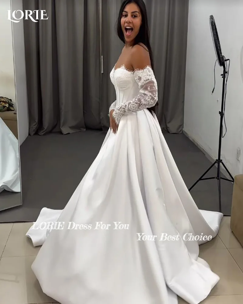 Фото Кружевное винтажное свадебное платье LORIE с аппликацией, вырезом в форме сердца, плиссировкой, открытой спиной, силуэт «русалка», индивидуальный пошив, без перчаток №4