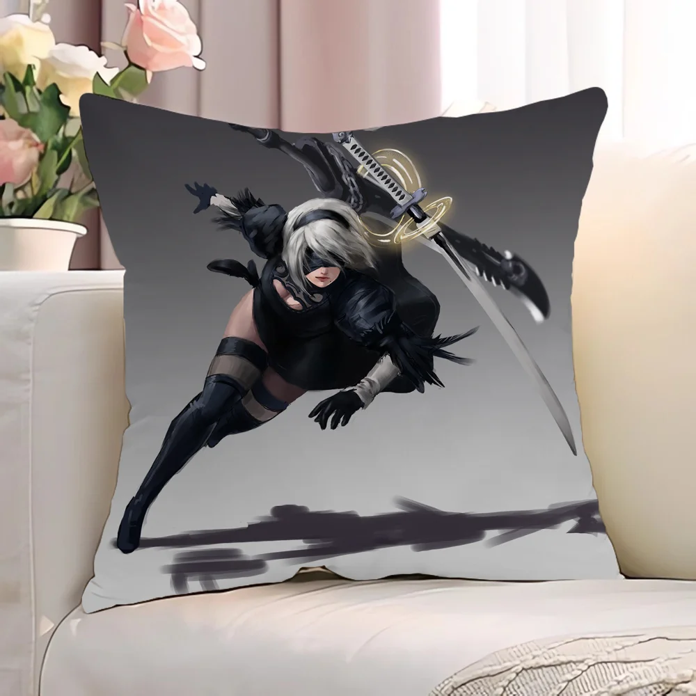 Плюшевая подушка N-Nier