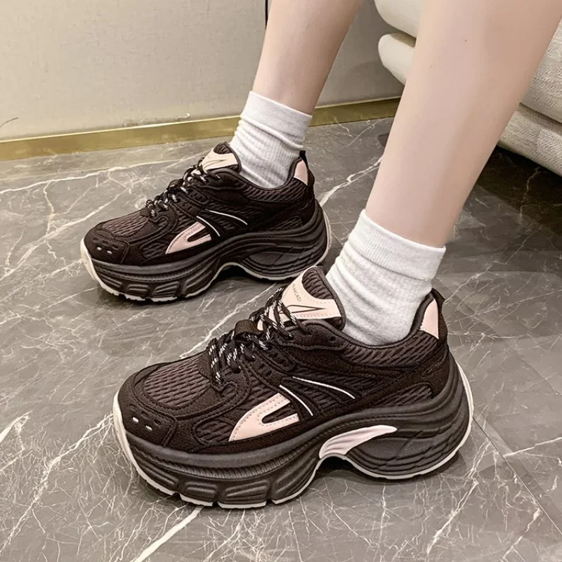 2024 женские кроссовки в стиле ретро на толстой подошве корейская женская обувь