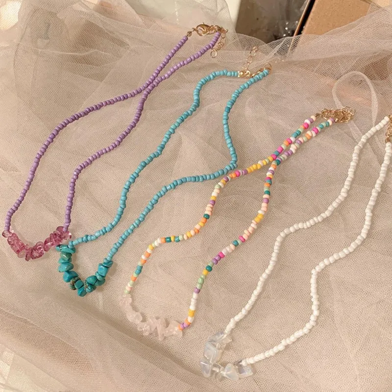 

2022 New Fashion Women Bohemian Irregular Nature Stone Colorful Beads Choker Necklace Women Simple Nature Stone Beads Necklace