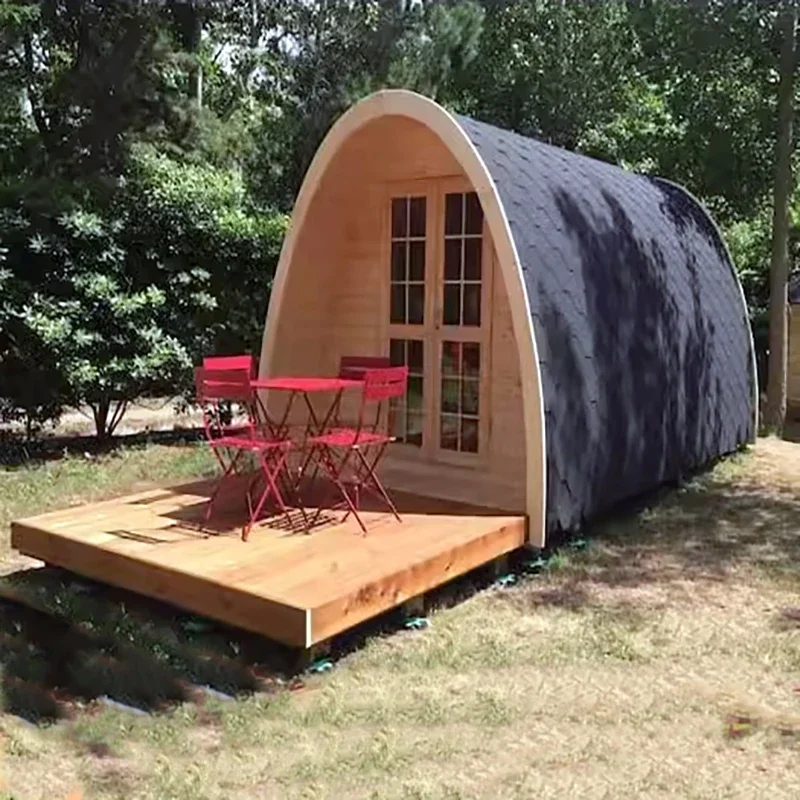 Деревянная миниатюра дома