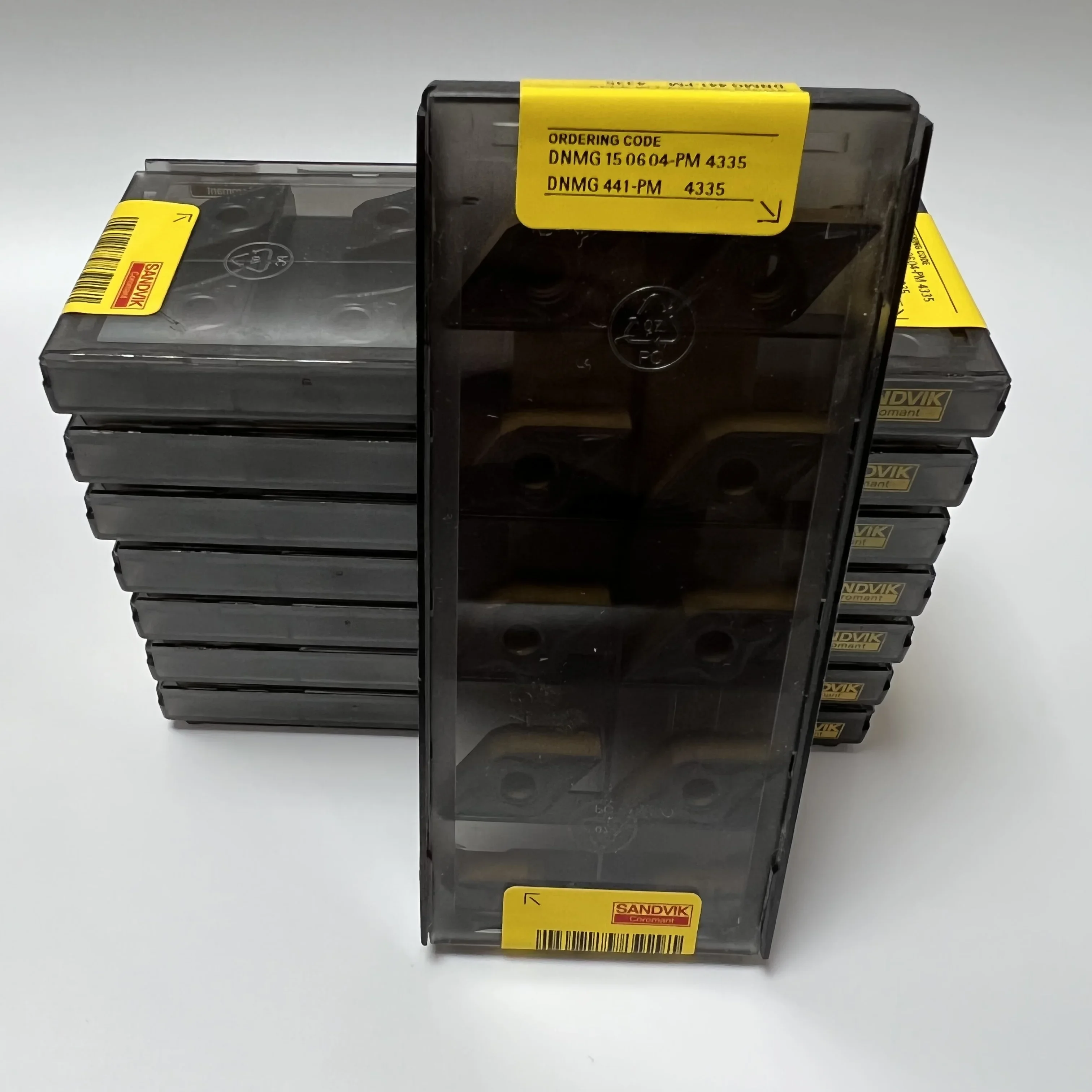 Лезвие из сплава DNMG 15 06 04-PM 4335