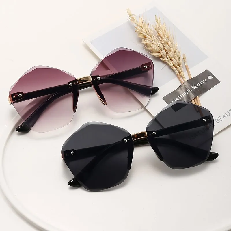 

Children's cute Pentagon Sunglasses New Stylish Rimless Sunglass Fashion Pink Kid Sun Glasses Boy Girl Goggle UV400 Eyewear
