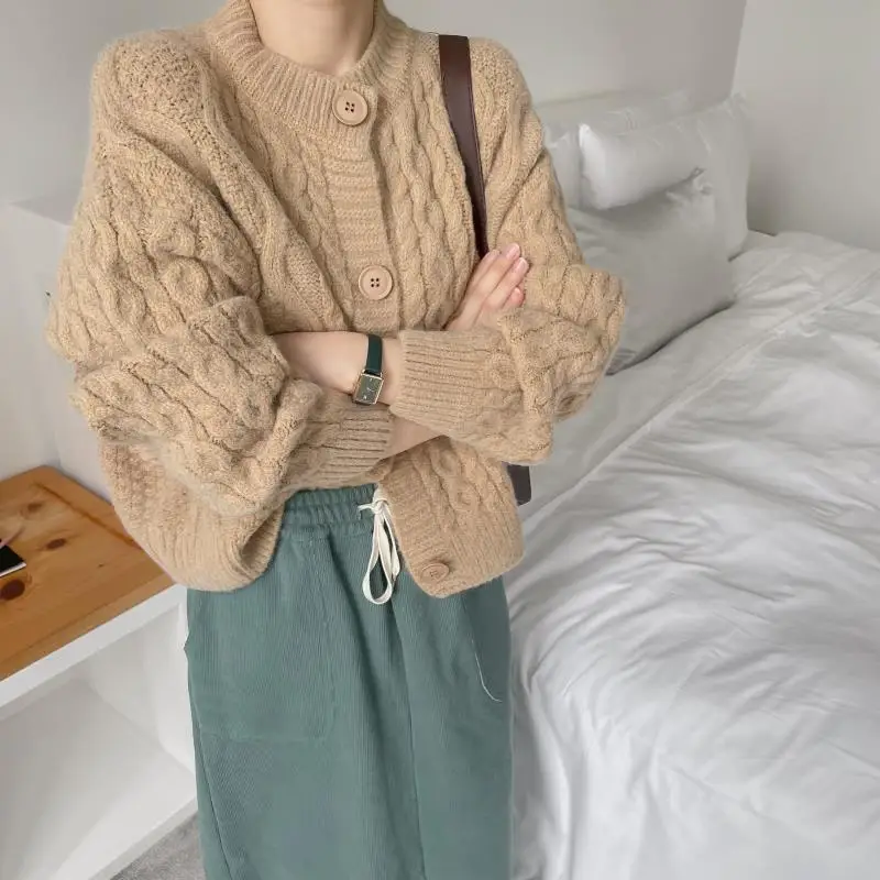 

Мягкие теплые кардиганы в стиле ретро, осень и зима, новинка, корейский свитер, пальто, Женский очень плотный короткий вязаный кардиган в лен...