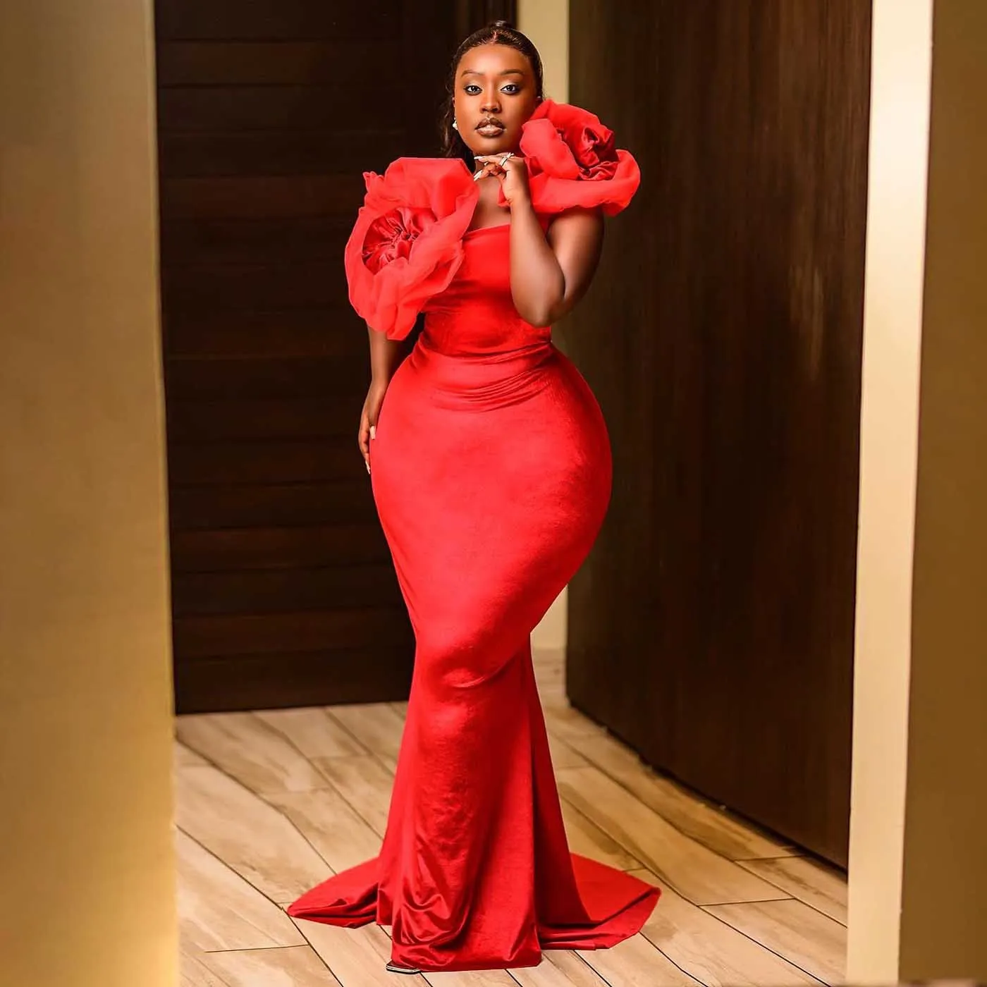 Потрясающие красные шелковые платья русалки для выпускного вечера Черное