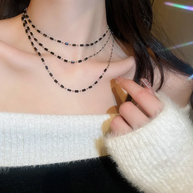 

2023 Korea New Black Crystal Multi-layer Necklace Exquisite Temperament Fashion Simple Joker Necklace Women's Jewelry