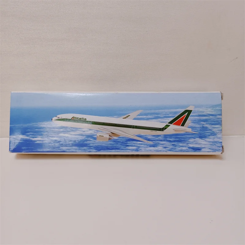 

ITALY Air Italian Alitalia Boeing 777 B777-200 Airlines 1:200 Scale Assmebling Airplane Model Assembled airplane model Plane DIY