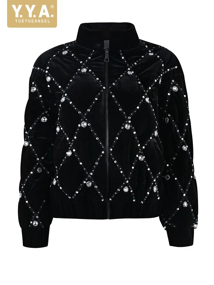 Куртка-бомбер женская клетчатая с воротником-стойкой и стразами