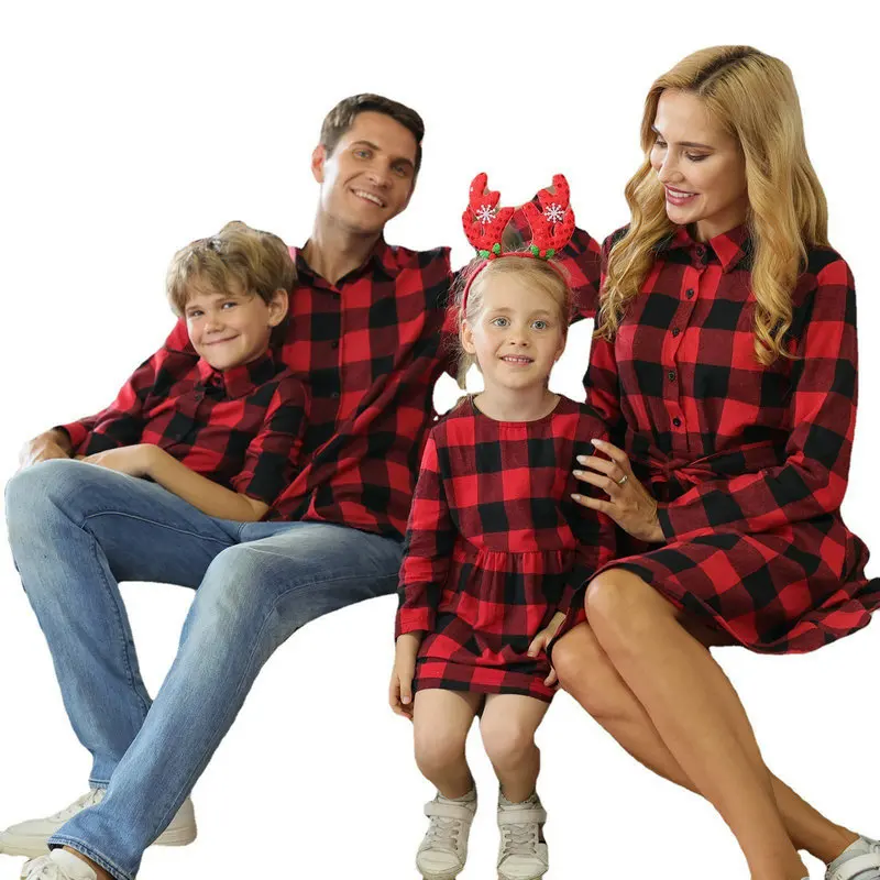 

New Year Christmas Family Matching Outfits Plaid Mother Daughter Dress Father Son Sweatshirt Mom Baby Mommy and Me Look Clothes