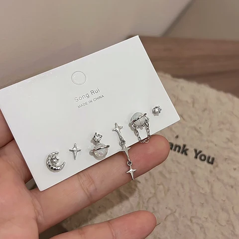 Серьги-гвоздики SayMakerLace с кристаллами