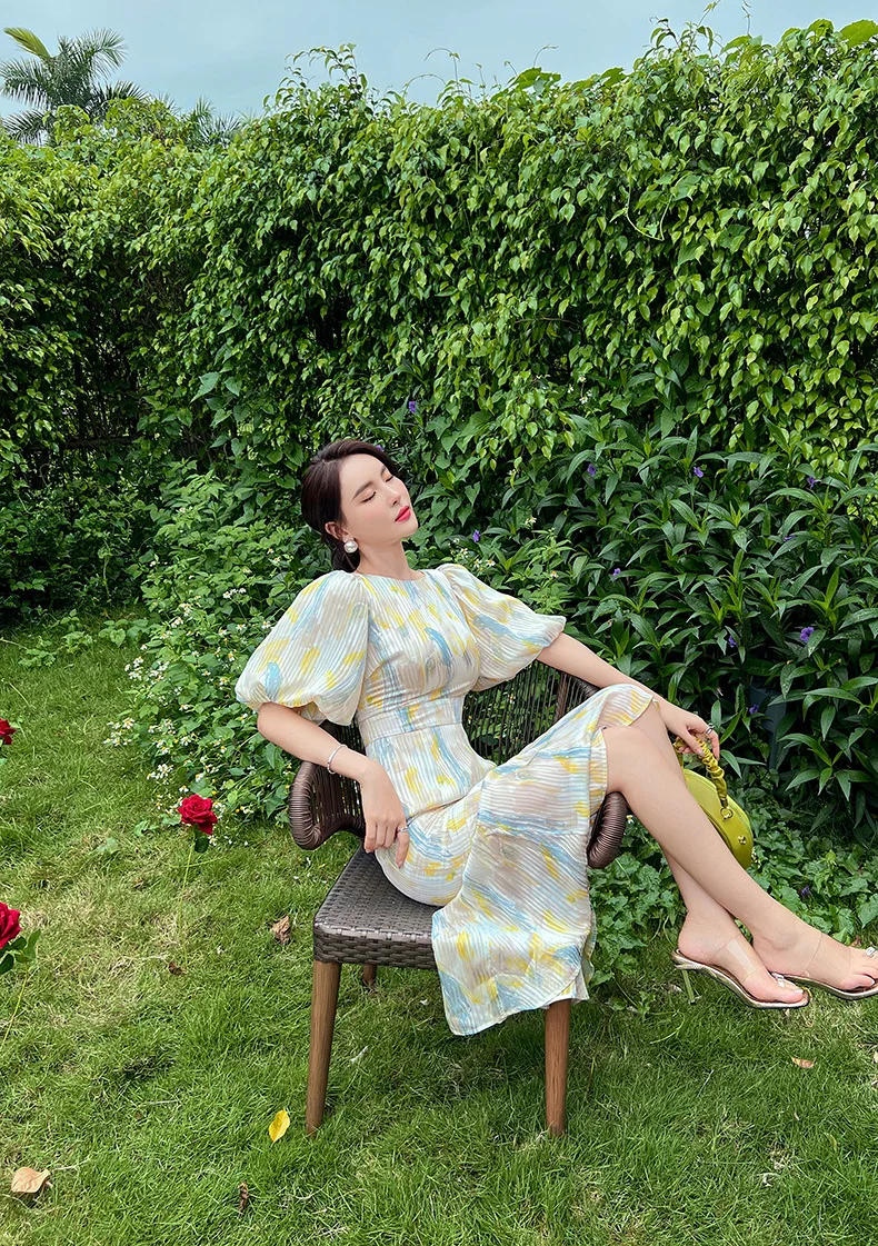 

Новинка лета 2022, модный топ в стиле пэчворк, женская одежда, европейское и необычное флоутическое платье в полоску, большое платье LF11