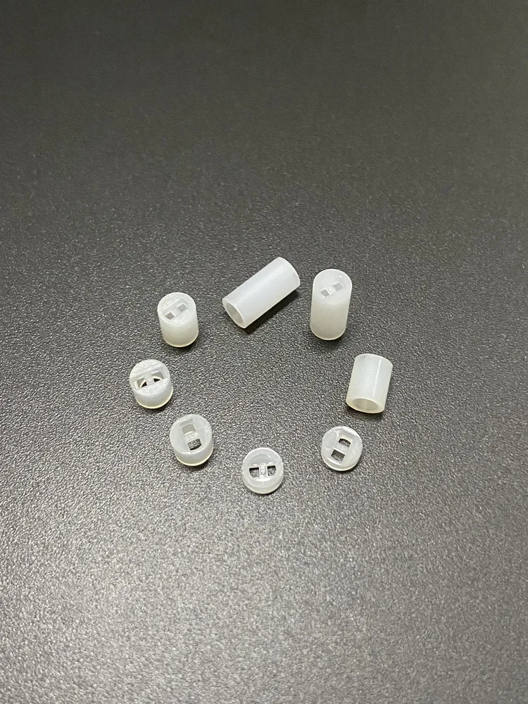 Для использования с двухштырьковыми светоизлучающими диодами диаметром 5 мм