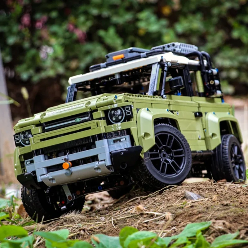 

2573 шт., Детский конструктор «Land Supercar Rover»