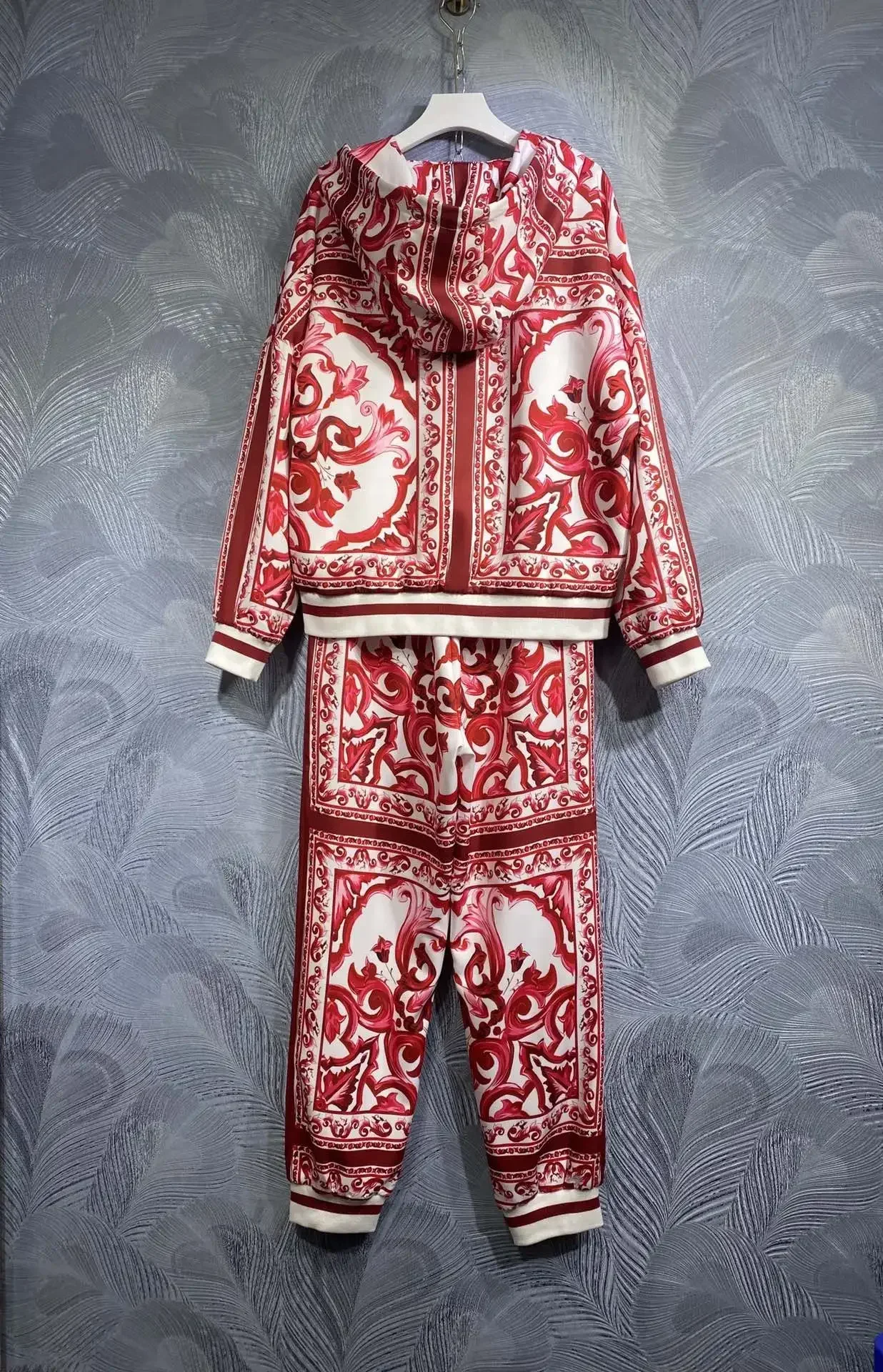 Элегантный женский комплект из 2 предметов шикарный и элегантный двух новинка