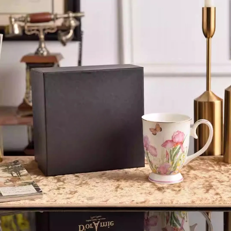 Кофейный набор из костяного фарфора в стиле камелии британский фарфоровый