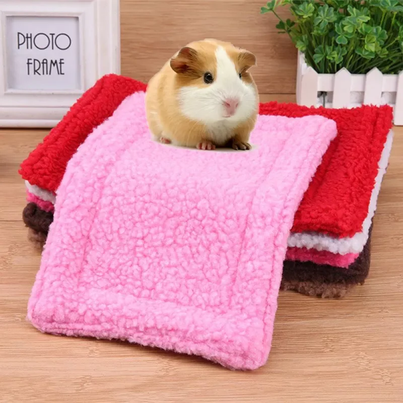 

Double-sided Small Pet Warm Mat Plush Hamster Small Mat Guinea Pig Nest Mat Easy To Carry Rectangular Rabbit Bed Cushion Mat