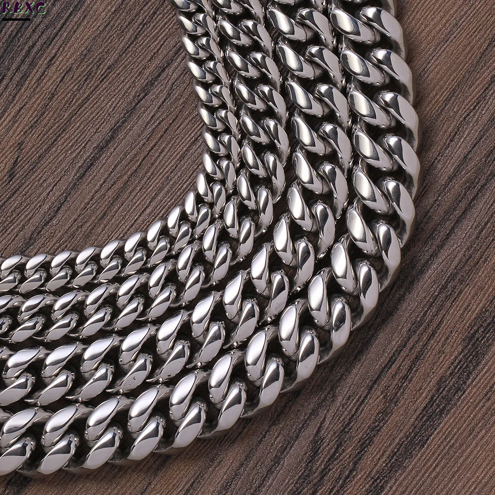 

Stainless Steel Titanium Steel Cuban Chain Short Fashion Hip Hop Men and Women Titanium Steel Necklace Stainless Steel Chain
