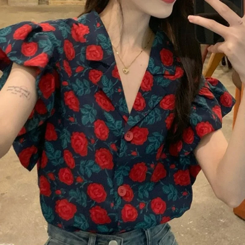 

Dalo en women floral shirt