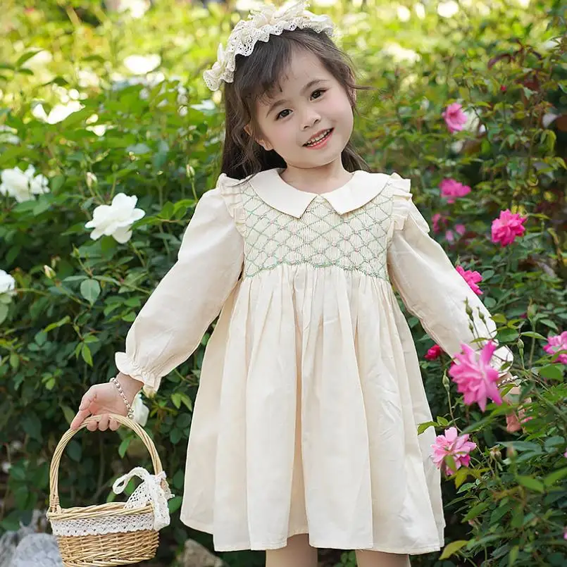 

Baby Girl Smocked Infant Smock Flower Embroidery Frock Children Spanish Boutique Clothes Toddler Handmade Smocking Dresses A2519