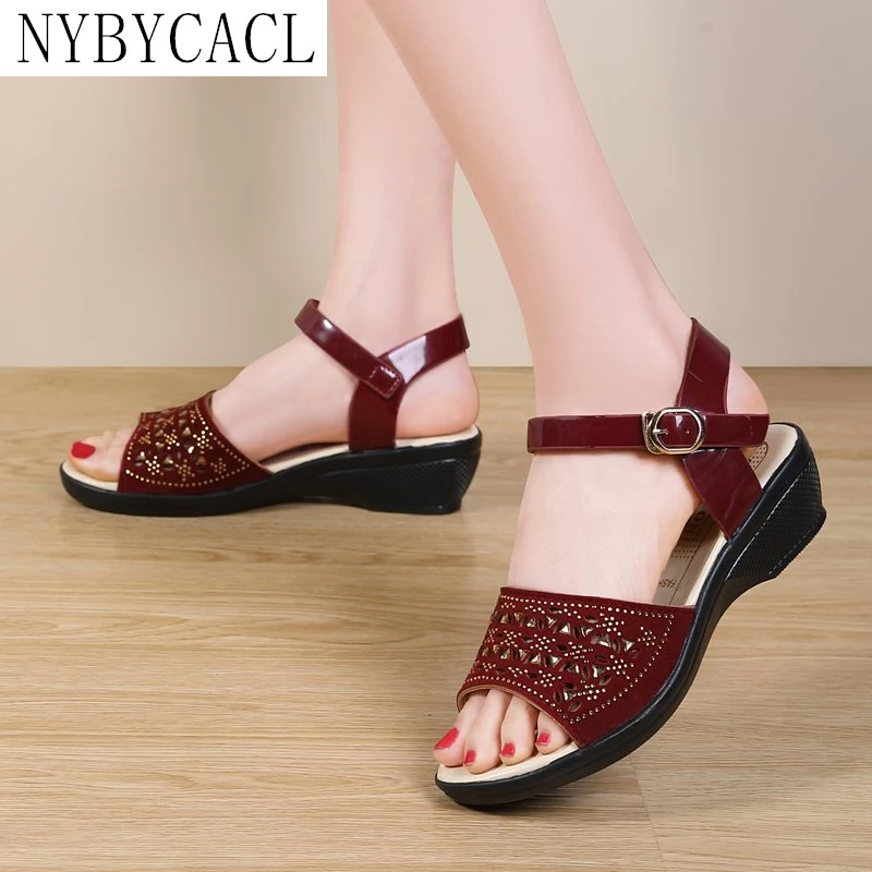 

Сандалии женские на танкетке, летние босоножки на плоской подошве, повседневная обувь для прогулок, шлепанцы, дизайнерские, 2022