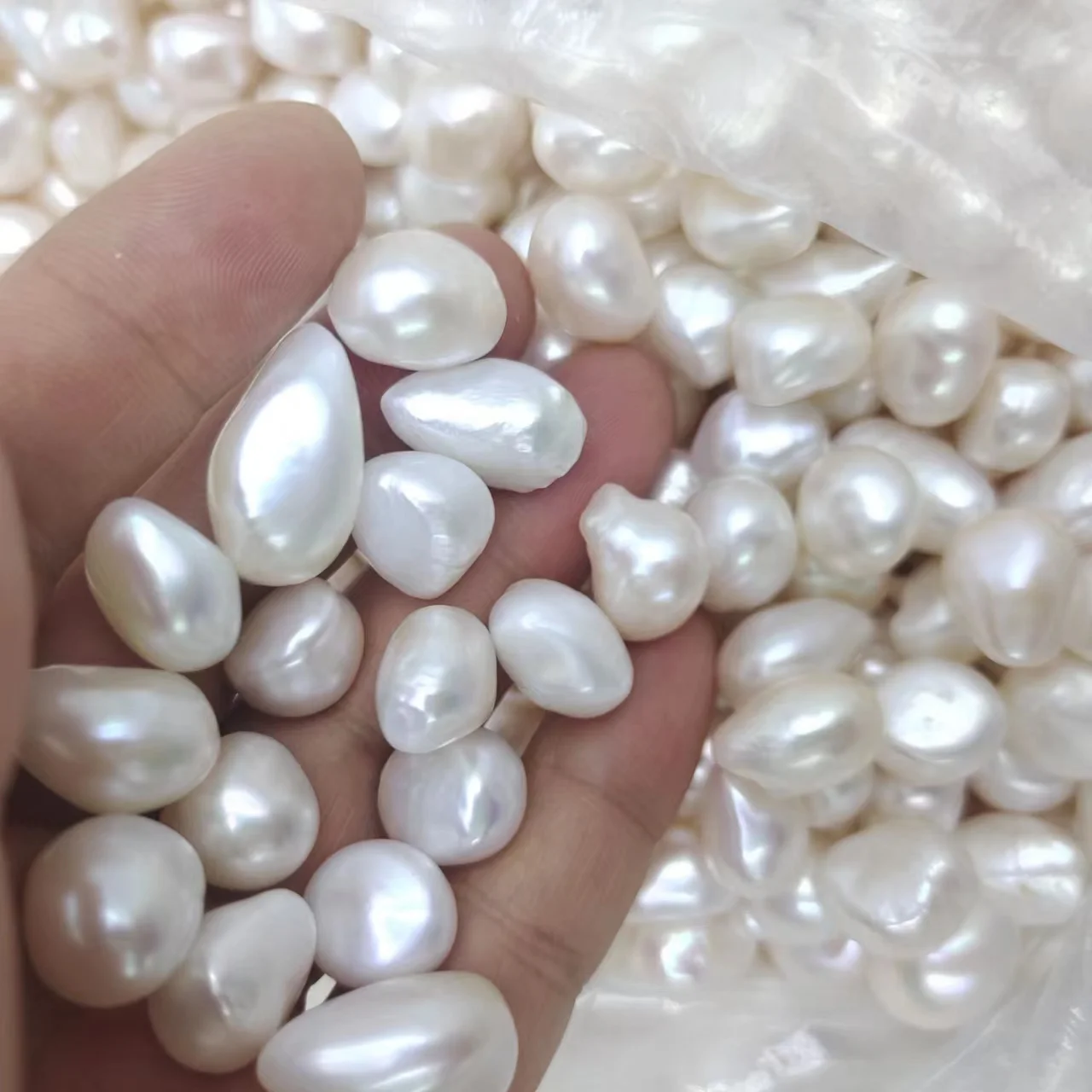 Жемчуг барочный большого размера ААА с полуотверстием без отверстия 100%