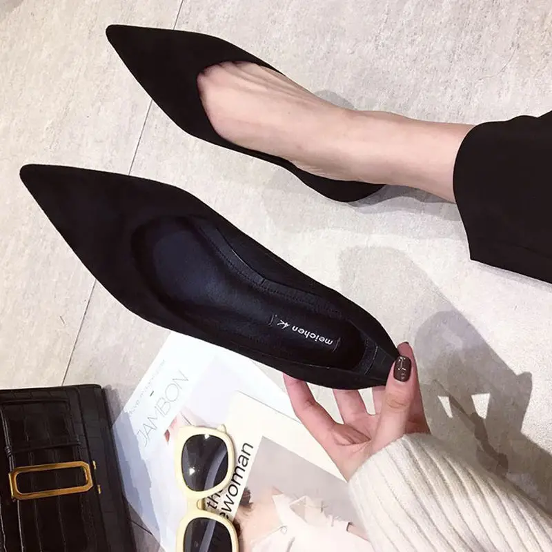 

2022 Spring Woman Flats Pointed Toe Boat Shoes Suede Slip on Flat Shoes Flat Heels Solid Ladies Shoes Women Black Red Plus Size