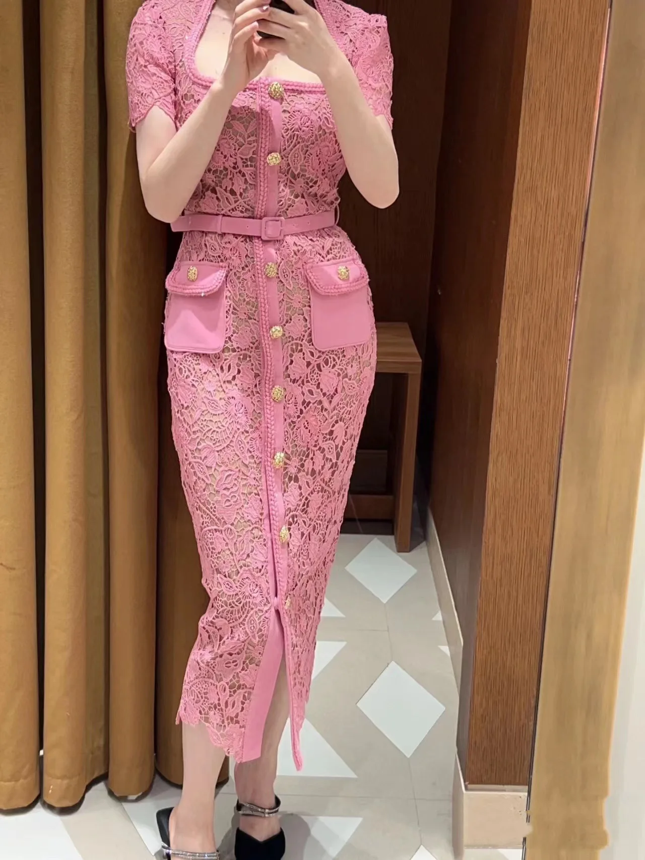 

Женское однобортное платье средней длины, элегантное ажурное платье с цветочной вышивкой, коротким рукавом, квадратным вырезом и поясом