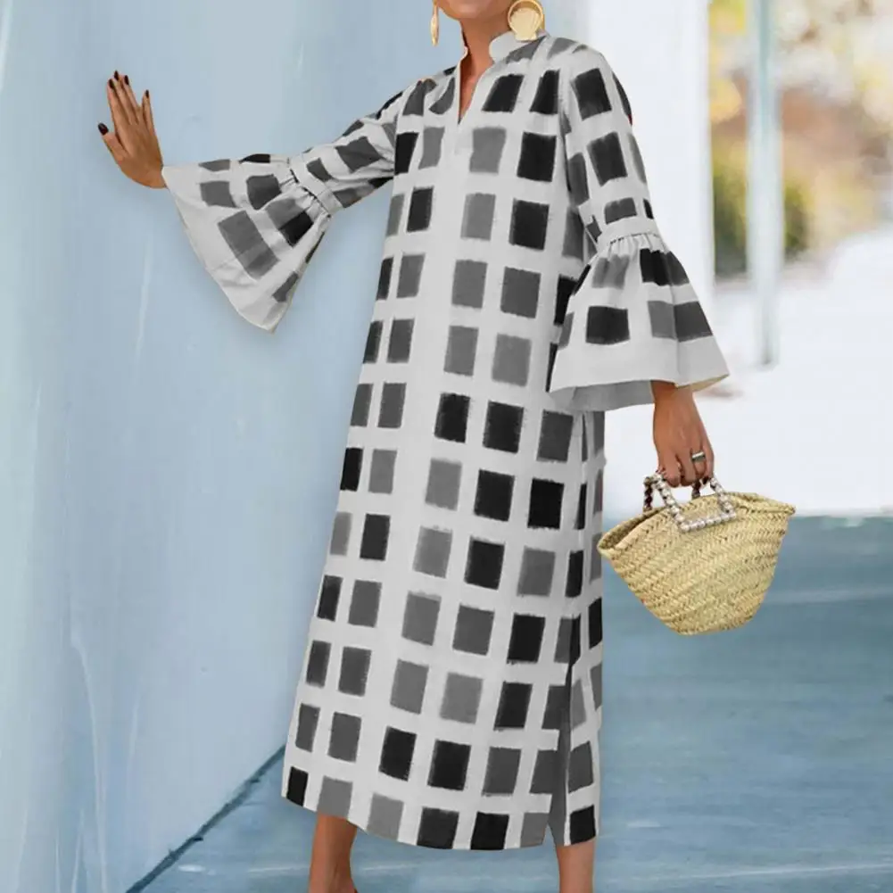 

Свободное платье миди с разрезом по бокам, разноцветное платье миди с квадратным принтом и длинным рукавом