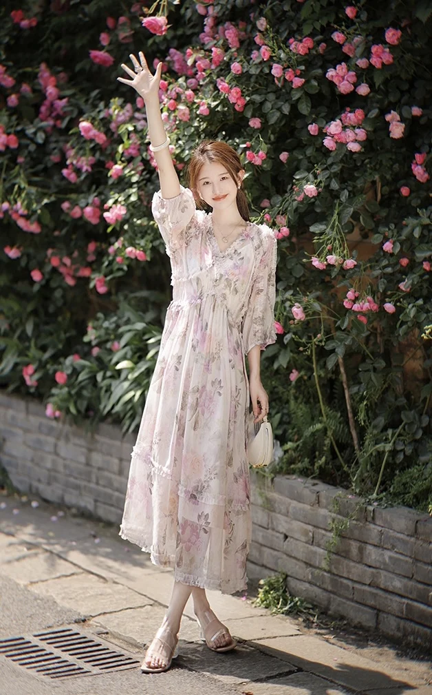 

2023 Spring/Summer Fashion New Women's Clothing Tree Fungus-like Lacework Stitching Dress 0801