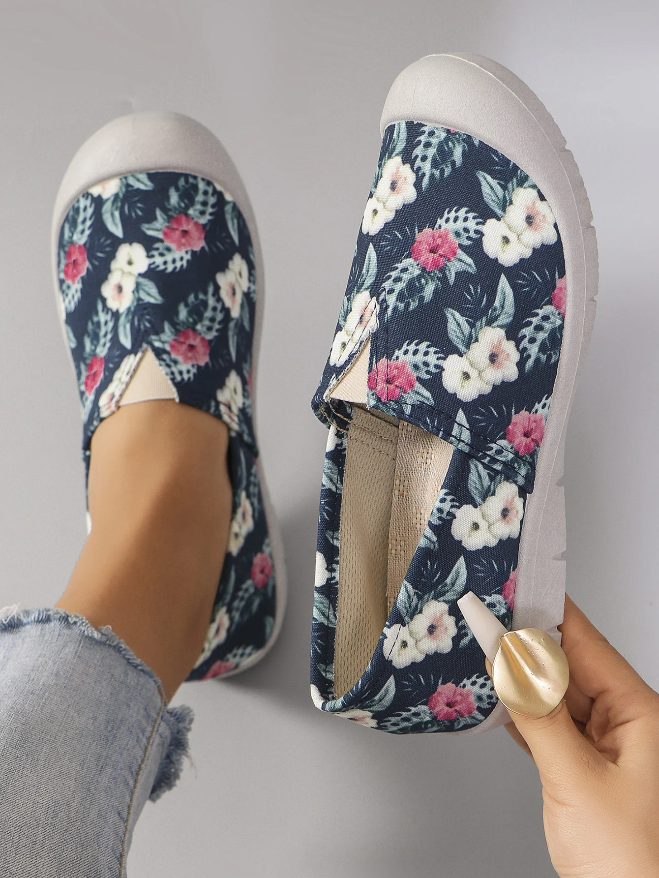 Новые весенние женские повседневные спортивные туфли удобные дышащие легкие