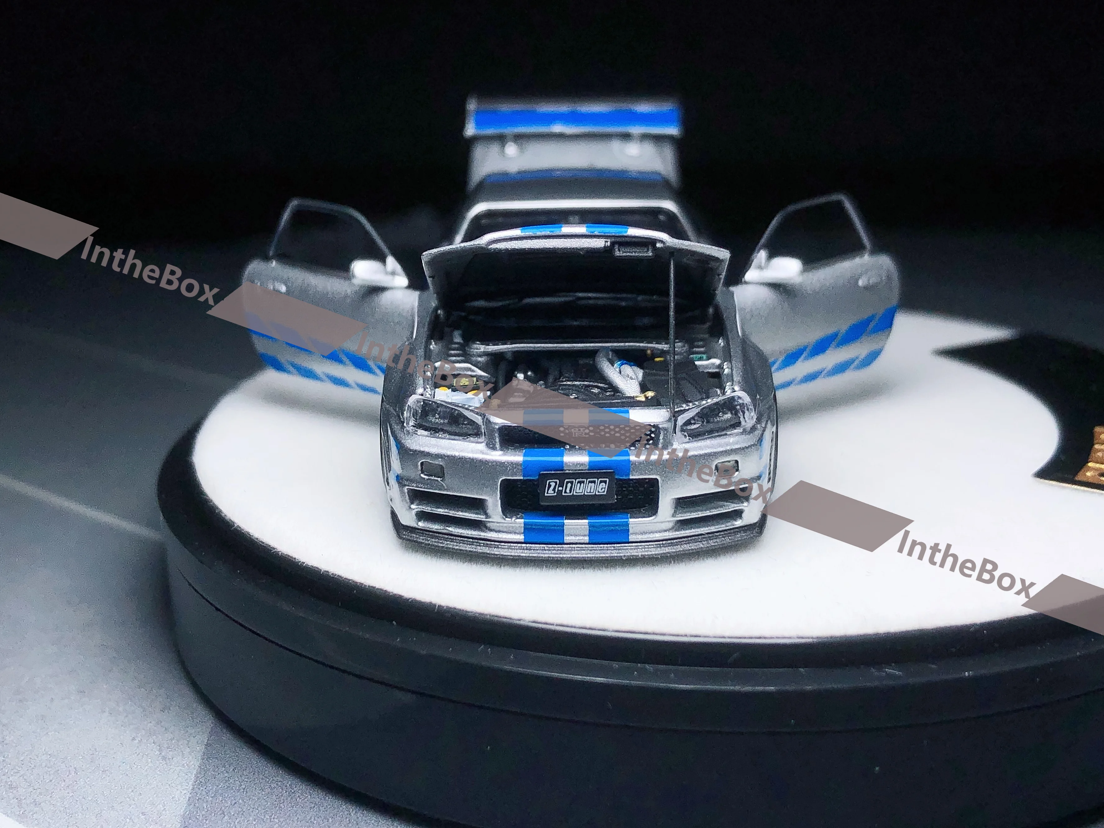 Модель автомобиля PGM ONEMODEL 1/64 GTR R34