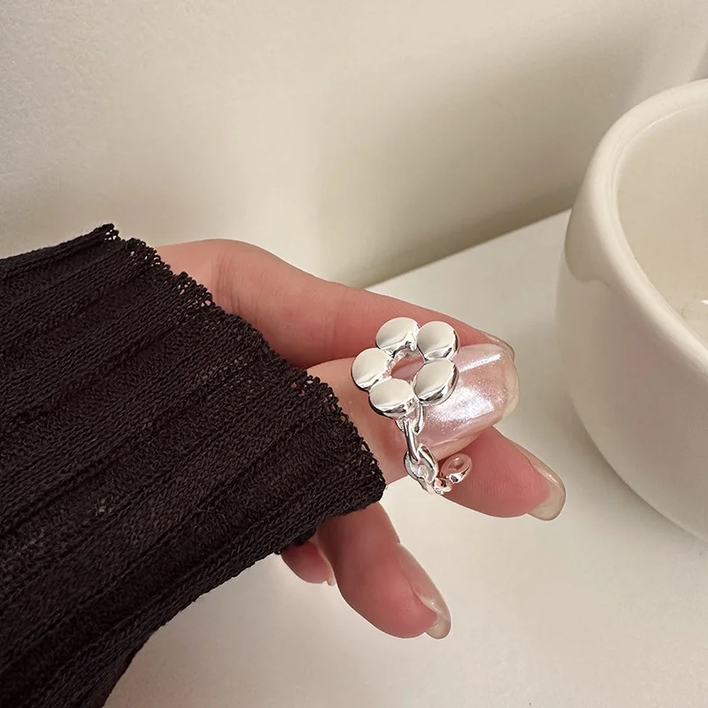 

Женское кольцо с цветочным рисунком, серебристое элегантное и милое темпераментное кольцо в виде леса, маленькое Свежее Белое Открытое кольцо J5255