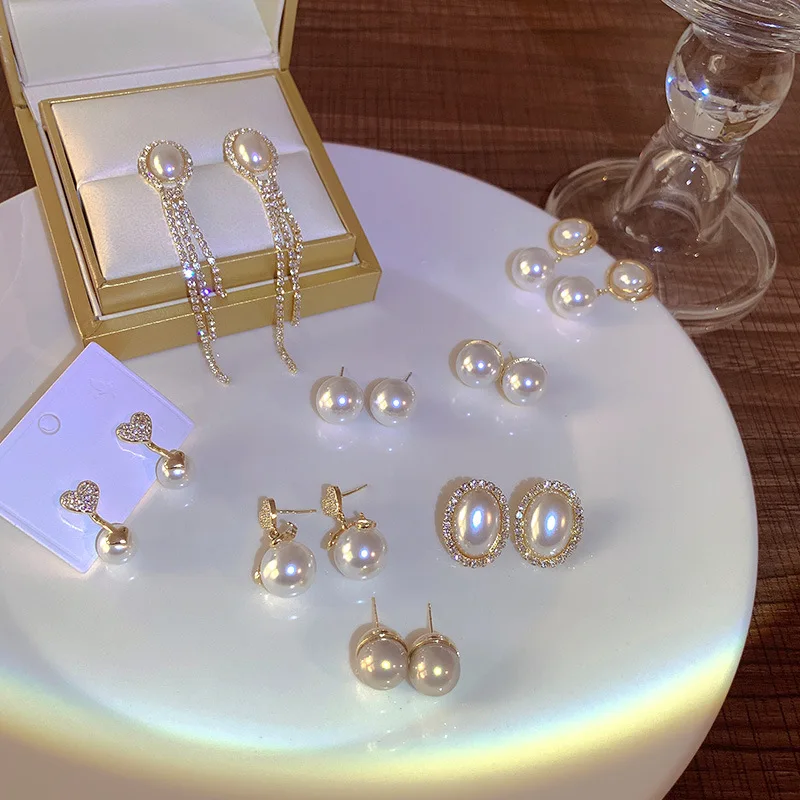 

Big Simulated Pearl Earrings for Women,Oversized Classic Faux Round Large Ear Studs,Hypoallergenic and Safe for Sensitive Ears