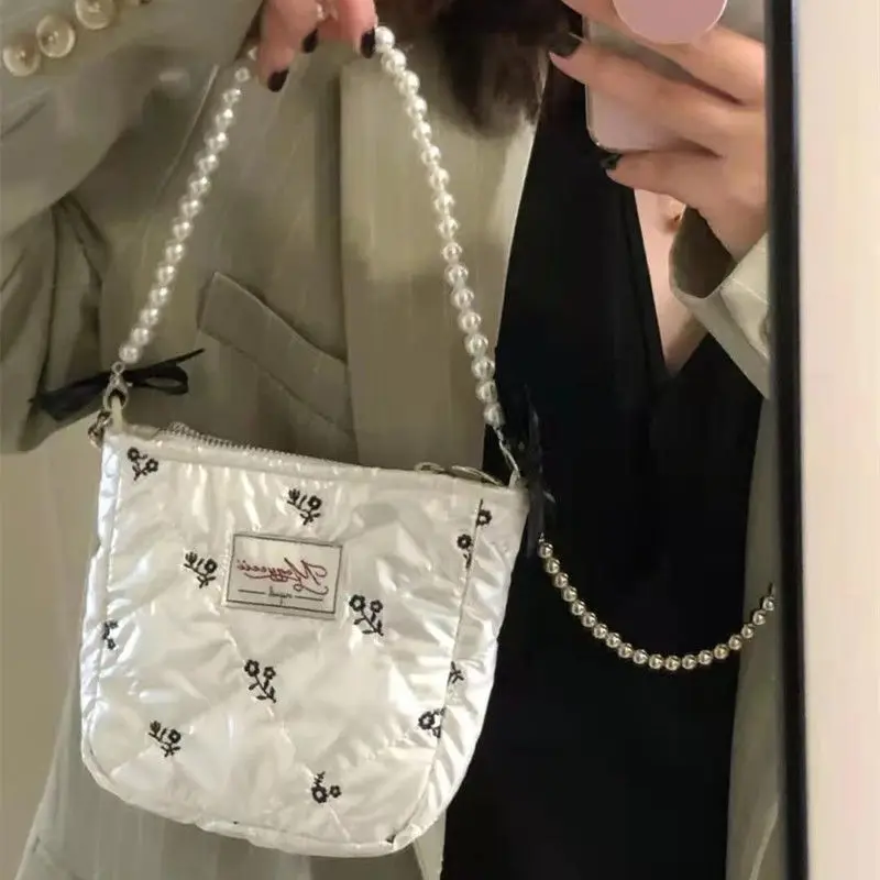 

HAEX Vintage Sac A Main Femme Fashion 2022 Trend Bow Beading Handbags for Women Floral Embroidery Ladies Crossbody Shoulder Bag