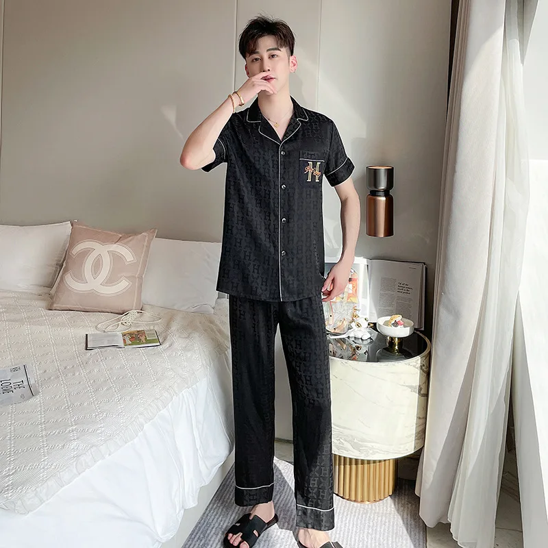 2022 new pajamas women summer ice silk short-sleeved cardigan suit spring and autumn thin section hot selling loose home wear