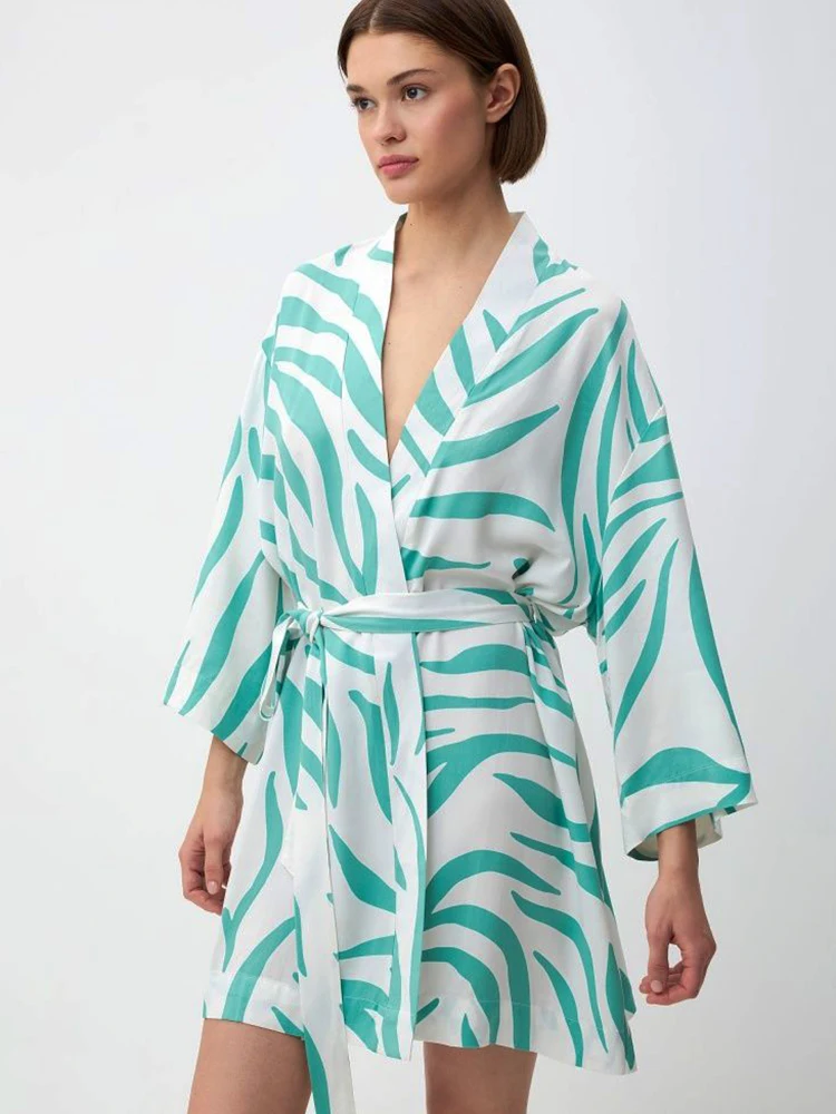 

Linad Loose Robes For Women Print Three Quarter Sleeve V Neck Sleepwear Sashes Summer Casual Bathrobe Female Solid Nightwear