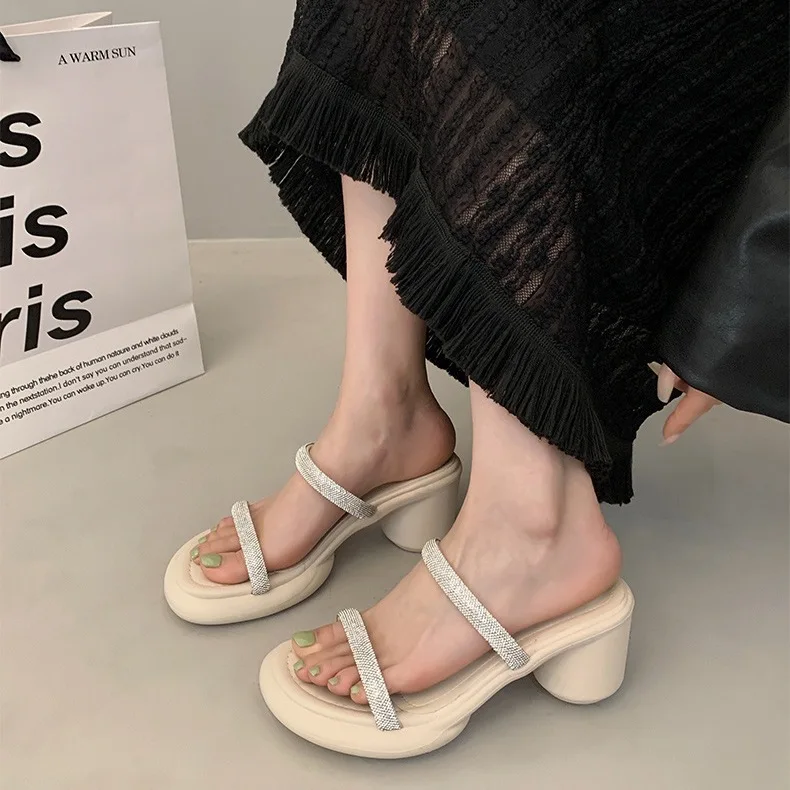 

Шлепанцы женские на толстом каблуке, Новинка лета 2023, модные тапочки, простые женские летние сандалии, женская обувь