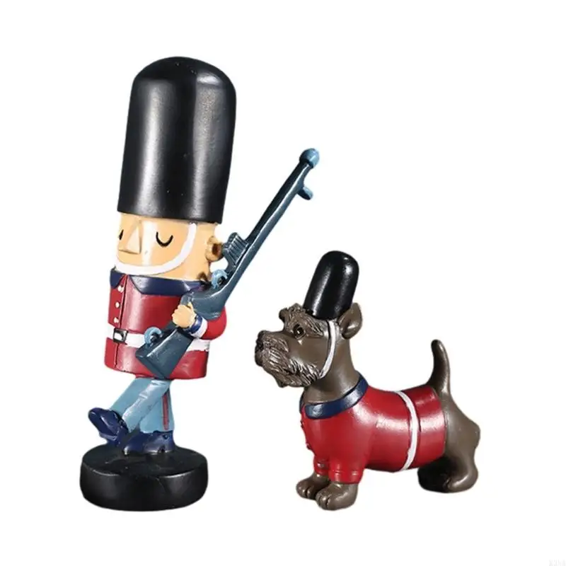 Деревянные фигурки солдата и собаки K3NA