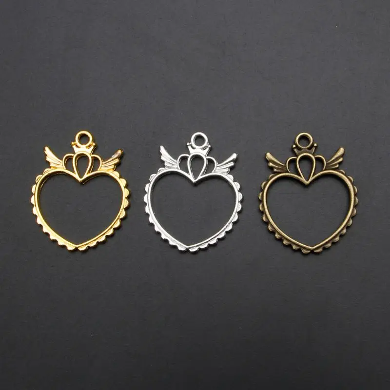 

5 Pcs/Set Hollow Wings Heart Frame Handmade UV Open Back Bezel for DIY Keychain Jewelry Craft Necklace Bracelet Making 40GB