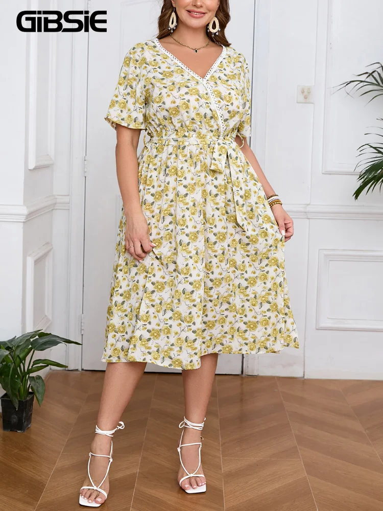 Женское платье с поясом V-образным вырезом и цветочным принтом