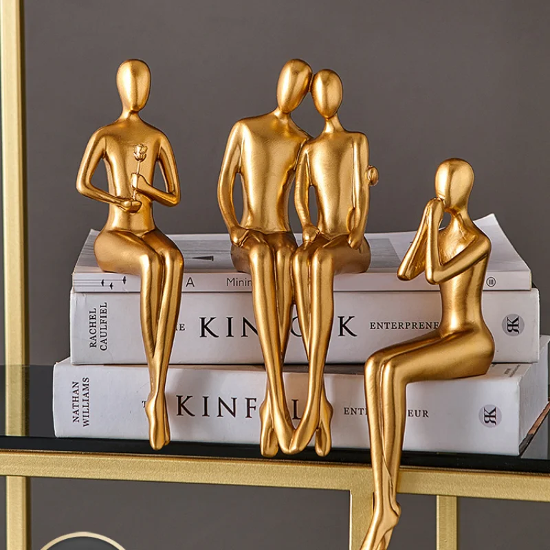 

European Style Gold Abstract Couple Figure Ornament Gift Living Room Wine Cabinet Decorative Art Lover Sculpture Home Decoration