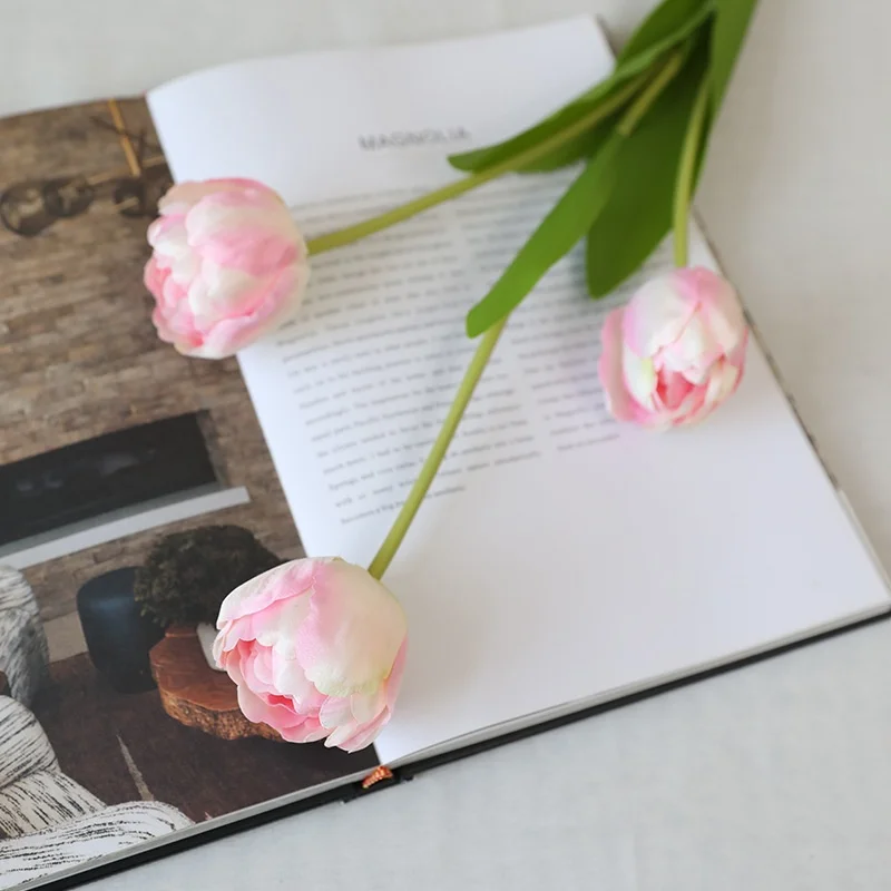 

Искусственные тюльпаны шелковые 3 штуки