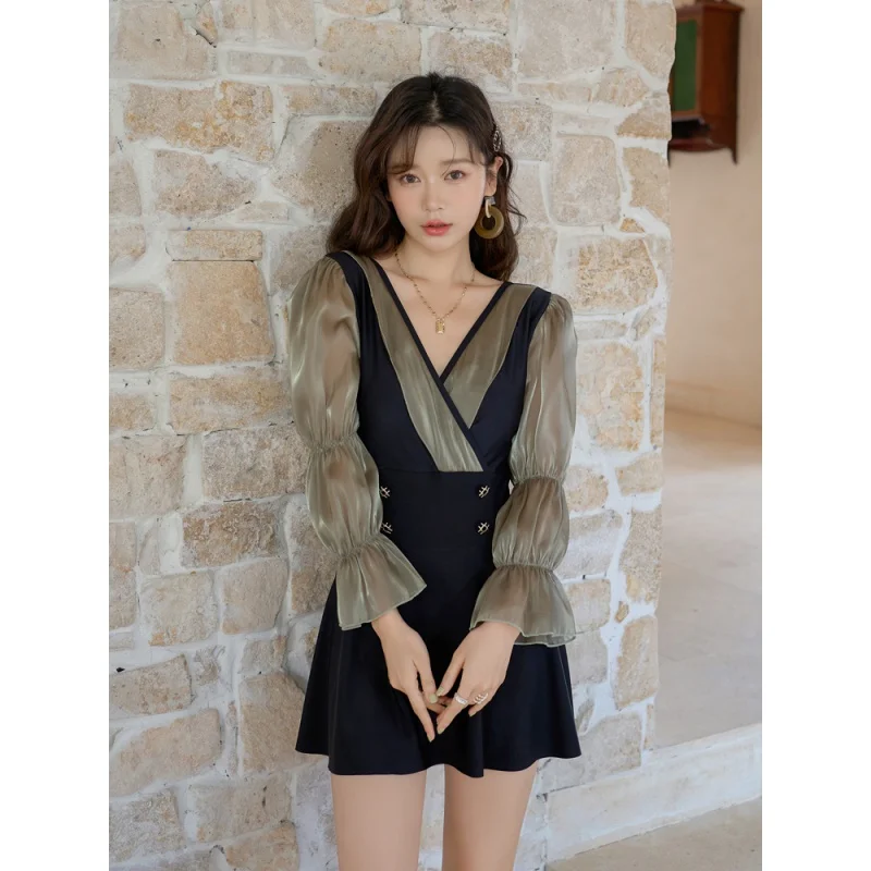 

STAERK M-XXXL one piece swimsuit women's swimming suit Long sleeves swimwear female v-neck monokini Cut-out bathing suit